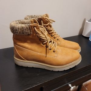 Womans sonoma boots